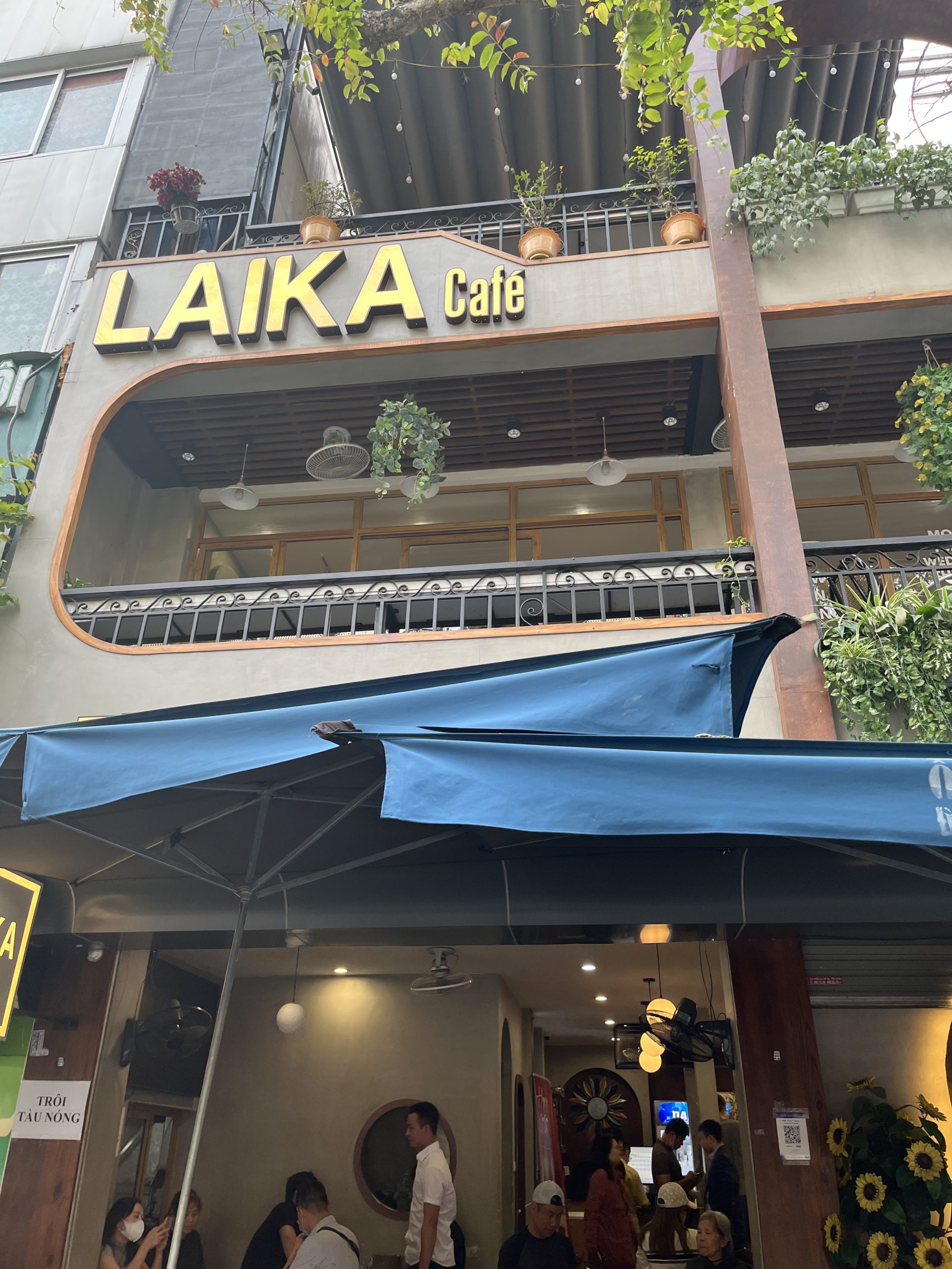 ベトナム・ハノイ旅行 観光 ホアンキエム湖 LAIKA cafe