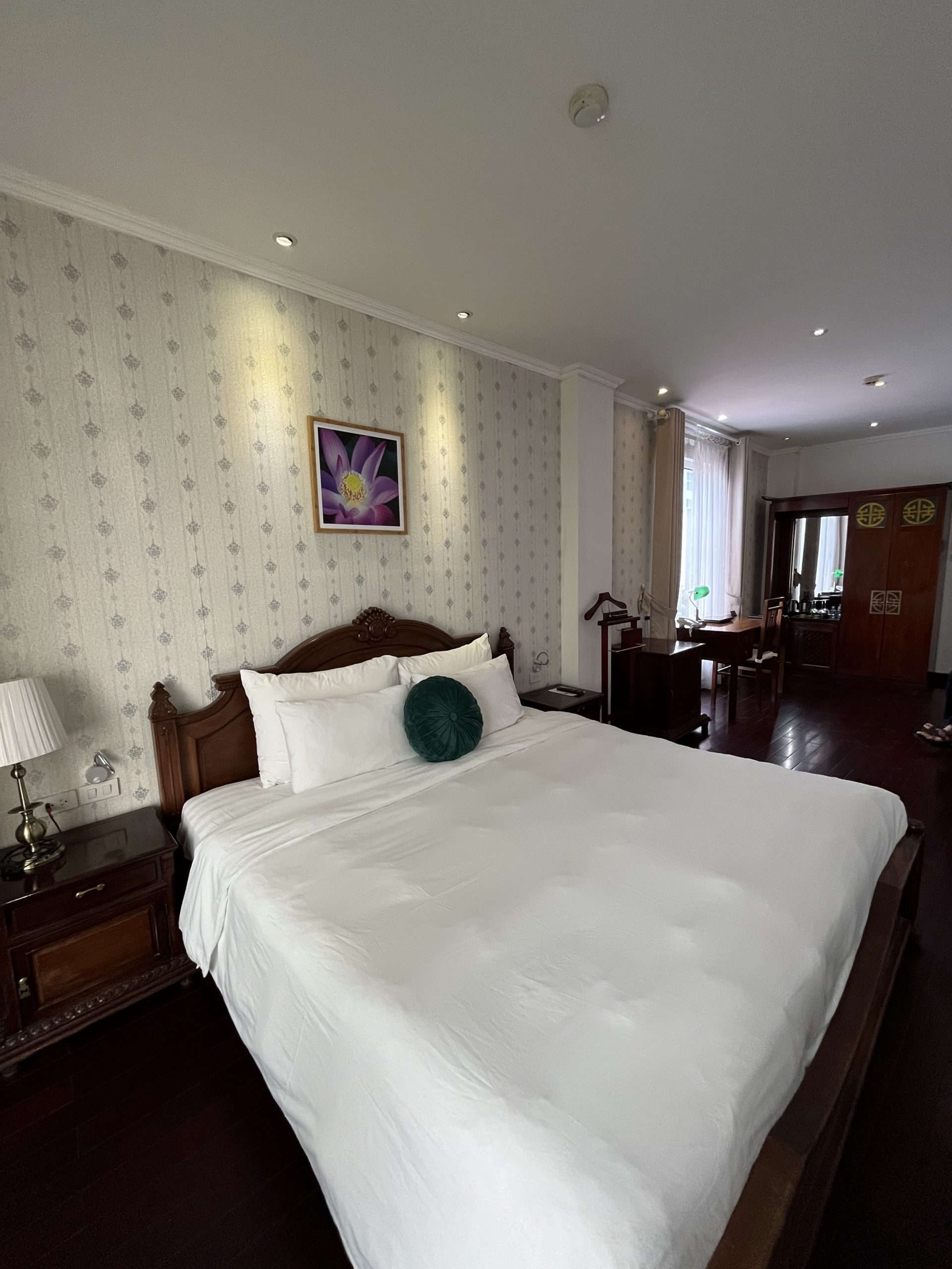 ベトナム・ハノイ旅行 ブログ おすすめ格安ホテル Mercury Central Hanoi Hotel 部屋レポ