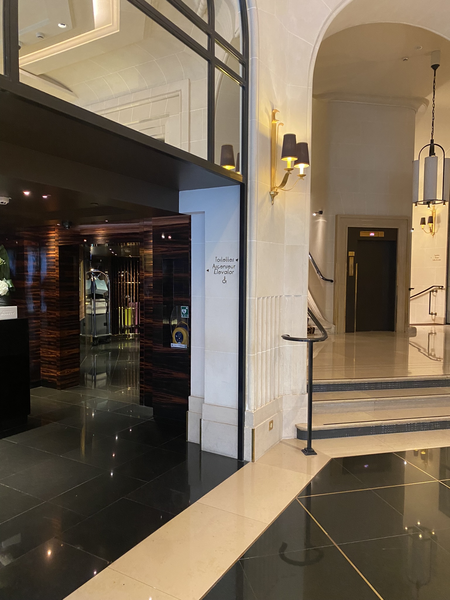 パリ マリオット系列ホテル プリンスドガルパリ 宿泊記 館内の様子