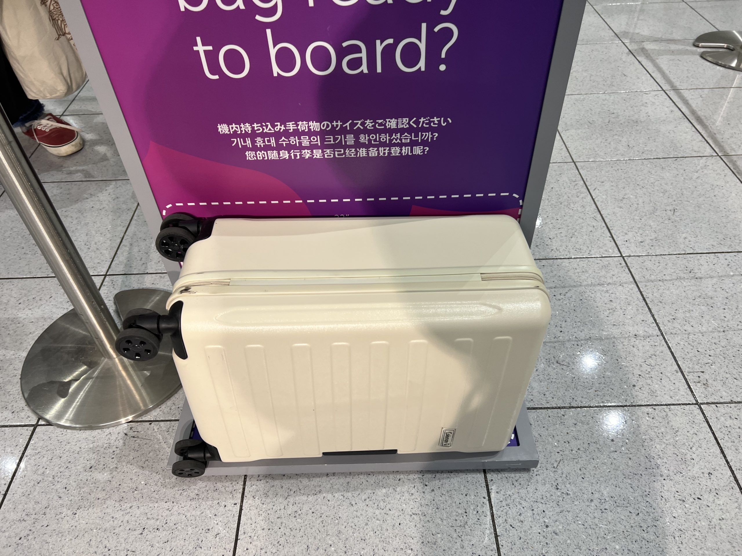 ハワイアン航空 スーツケース機内持ち込みサイズ制限