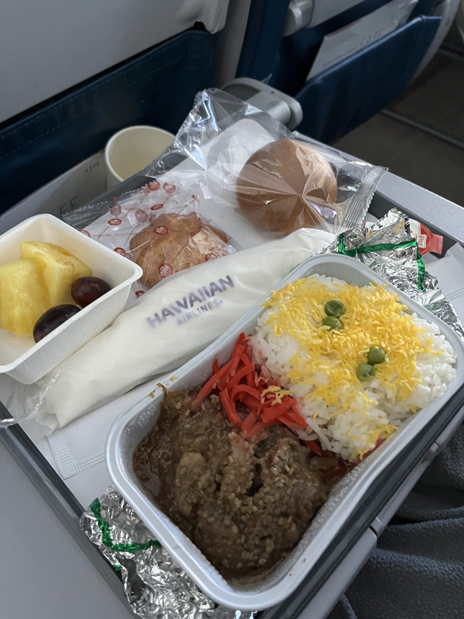 ハワイアン航空 福岡 ホノルル 機内食 ジンジャーポーク生姜焼き